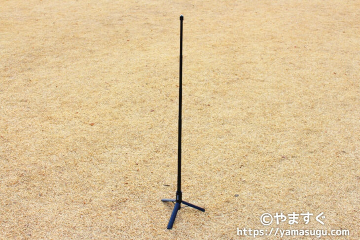 見えない自撮り棒+三脚を延ばした様子