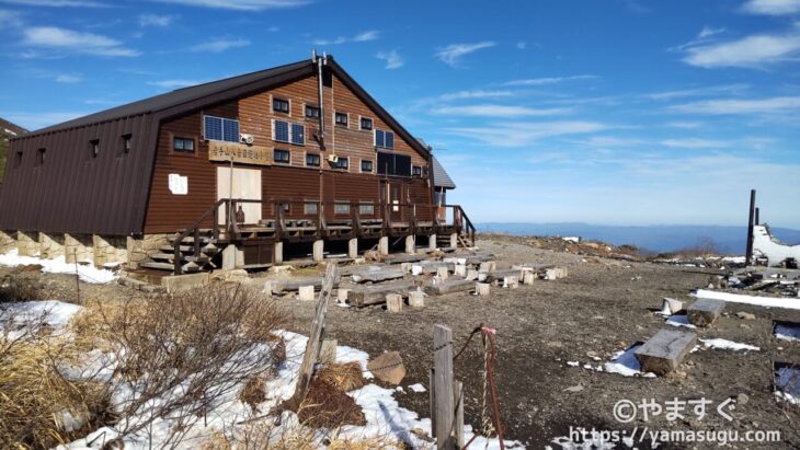 岩手山の8合目避難小屋