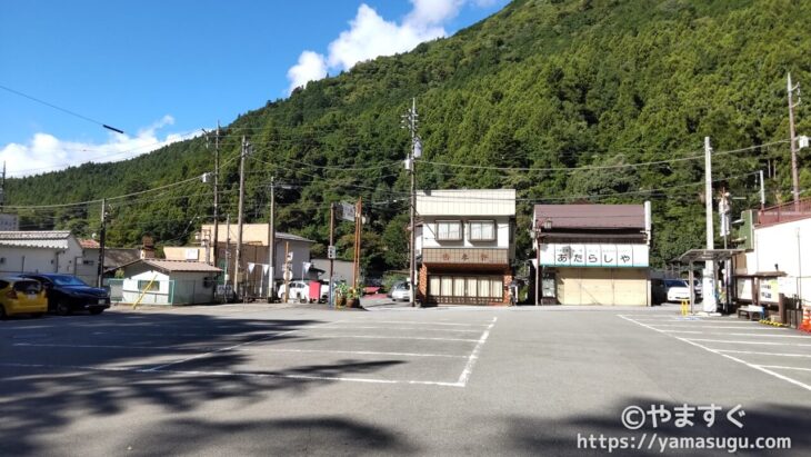 仲町無料駐車場